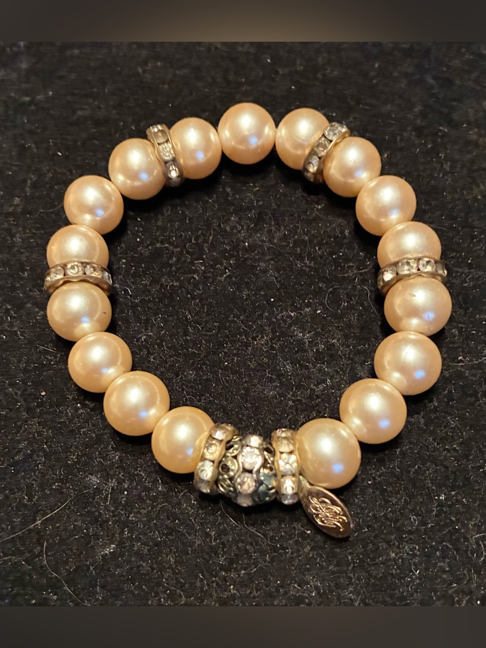 Kirk’s Folly Rhinestones Pearl Stretch Bracelet 6/7 Goldtone Designer Sign Vtg